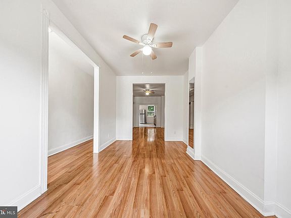4th image of 2516 W Pratt St