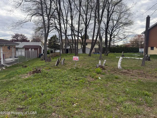 Lincoln St, Hazleton, PA 18201