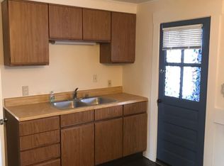 1039 Main St APT 5, Fitchburg, MA 01420