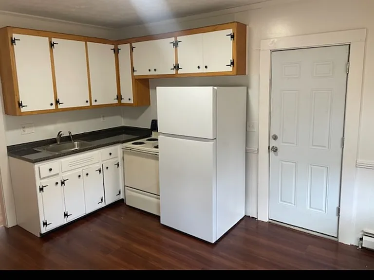 105 Prospect St #3 — Photo 6