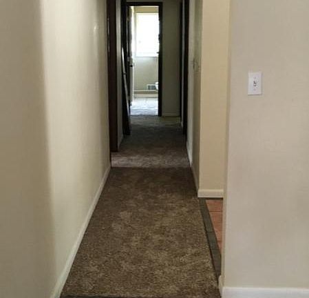4th image of 3981 Aaron Ave SW