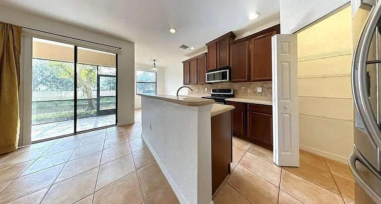 4207 Via Piedra Cir #8-102 — Photo 8