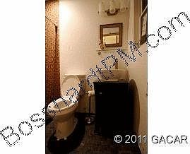 3rd image of 3215 SE 27th Ave