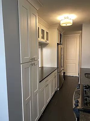 5th image of 2928 W 5th St APT 10R
