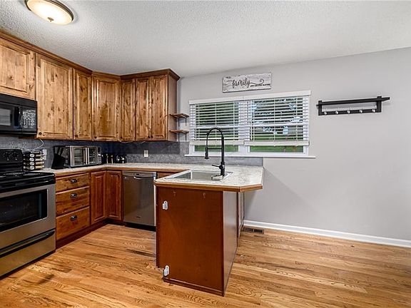 3rd image of 2803 N 109th St