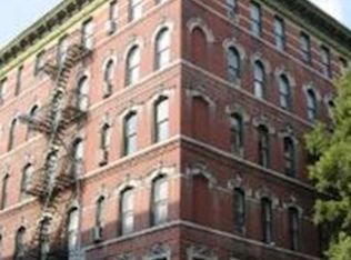 215 W 10th St FRNT 1, New York, NY 10014