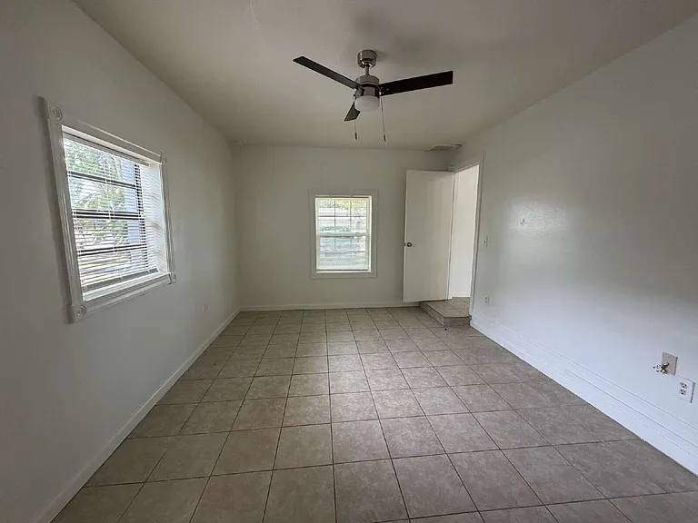 3532 Glenburn Ct — Photo 11