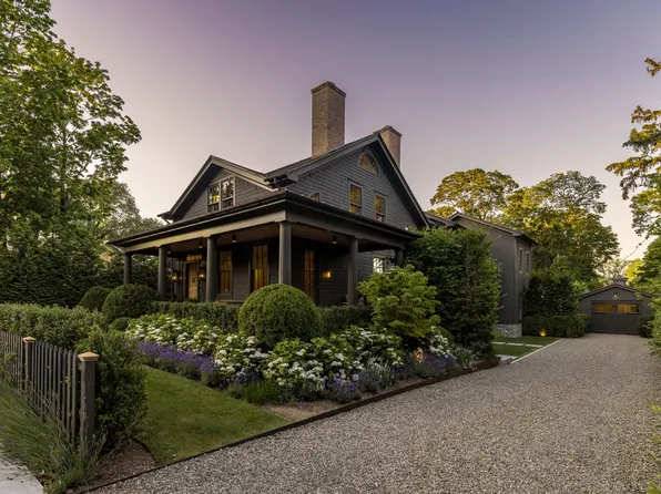 207 Madison St, Sag Harbor, NY 11963