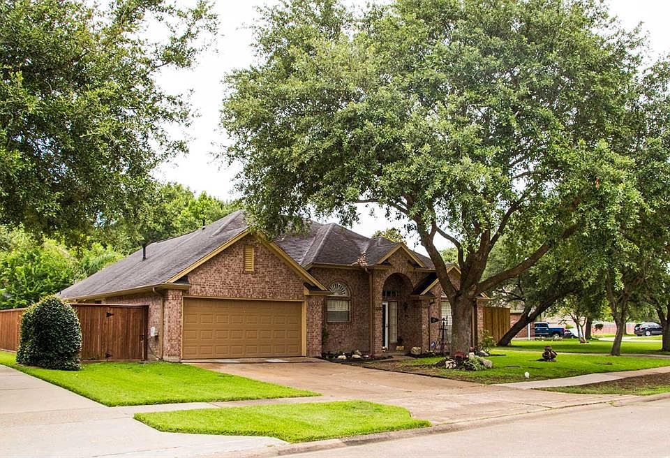 1st image of 1315 Deer Ridge Dr