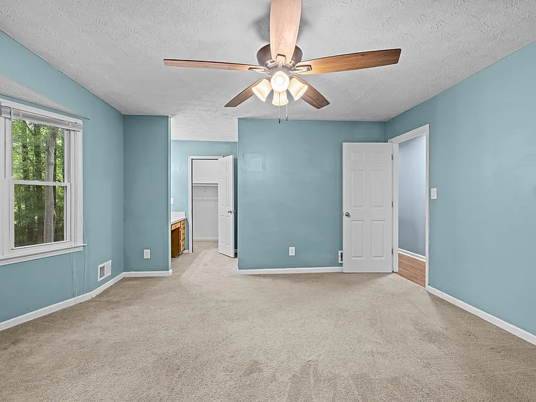 412 Willow Ct SE — Photo 21