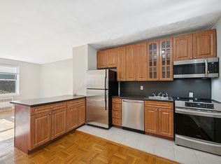 162-21 Powells Cove Blvd APT 1M, Whitestone, NY