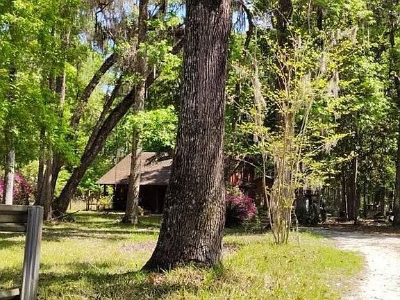 2nd image of 12116 Timber Ln