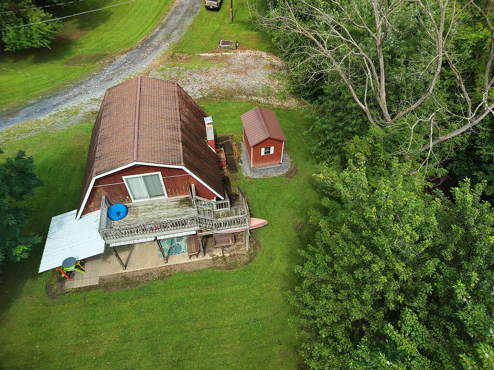 7th image of 9608 Eagles Crossing Ln