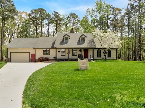 444 Conifer Dr, Clarksville, VA 23927