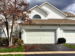 24 S Barton Trl, Batavia, IL 60510