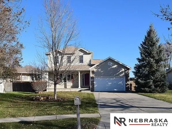 8248 Bancroft Ave, Lincoln, NE 68506