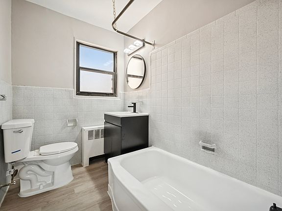 5th image of 131 Forest Ave #7C