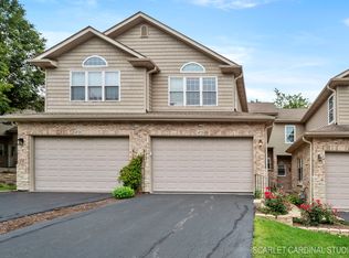 4723 Auvergne Ave, Lisle, IL 60532