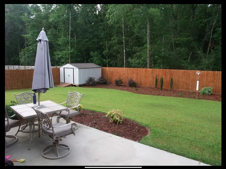 400 Valley Chase Dr — Photo 7