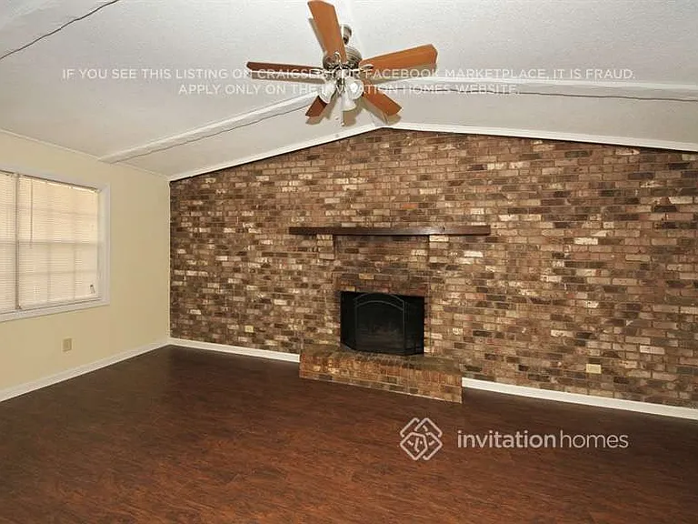 323 Princess Ave — Photo 4