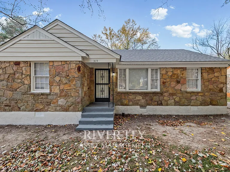 3115 Signal St — Photo 1