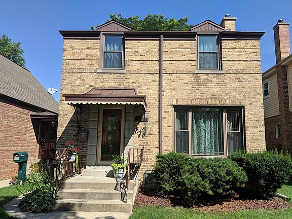2nd image of 2611 N Elm St