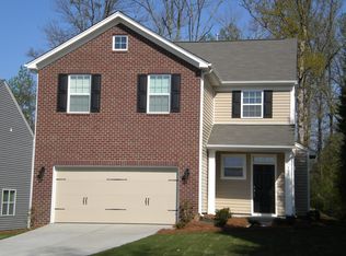 107 Minitree Ln, Charlotte, NC 28214