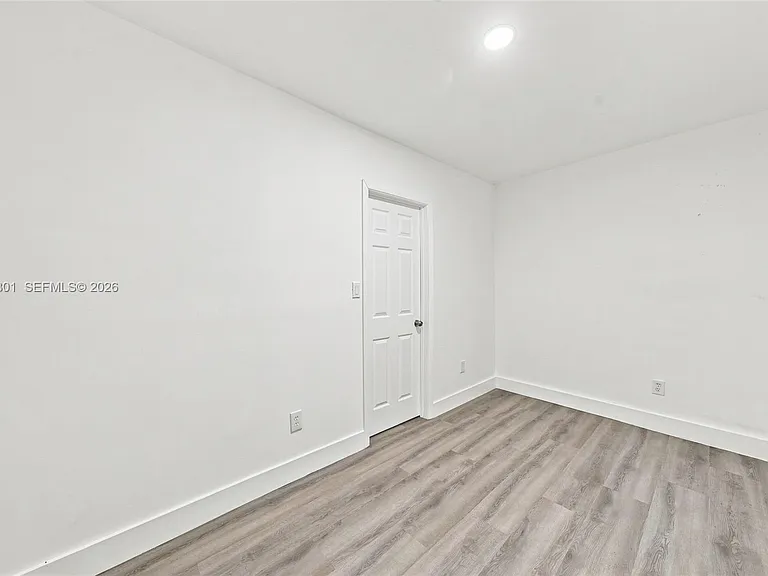 110 NW 9th Ave #1 — Photo 14