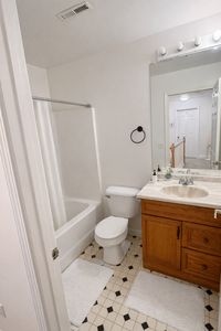 4 Lyford Ln, Poughkeepsie, NY, 12601