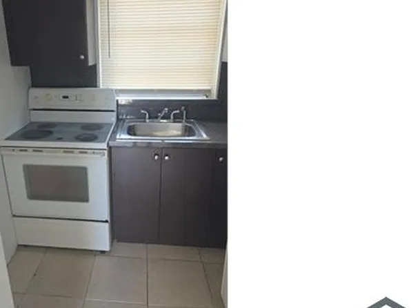 1910 Garfield St #3, Hollywood, FL 33020