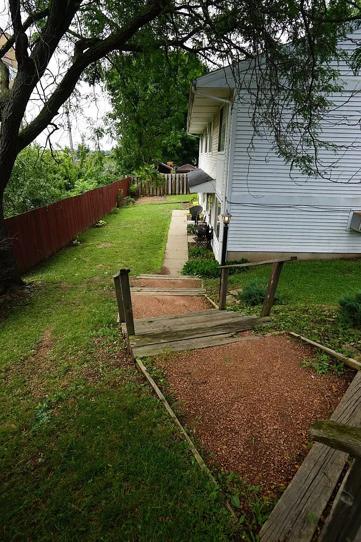 Building Photo - 4405 Dwight Dr