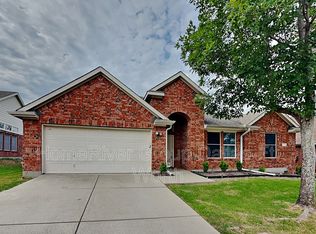 2716 Arabian Ave, Denton, TX 76210