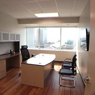 3rd image of 365 Canal St Ste 1020