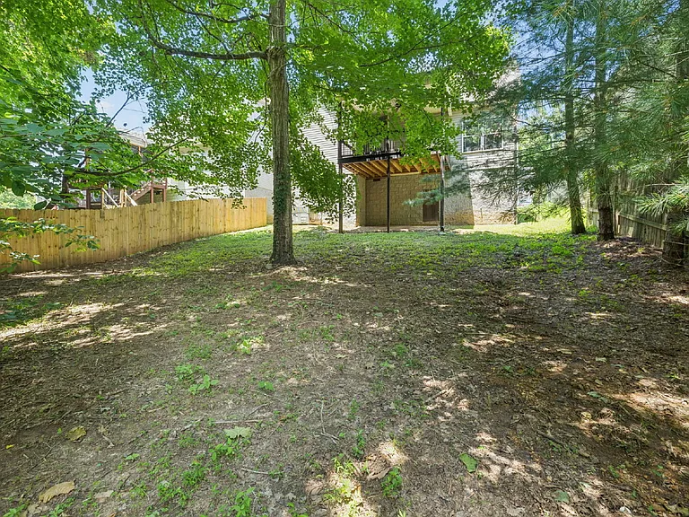 634 Hidden Valley Dr — Photo 36