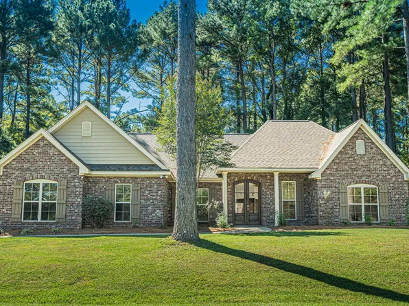 36 Bellepointe Cir, Purvis, MS 39475