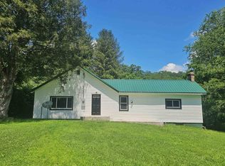 195 Robey Hollow Rd, Lumberport, WV 26386