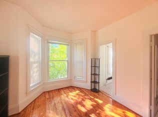 25 Inman St APT 3, Cambridge, MA 02139