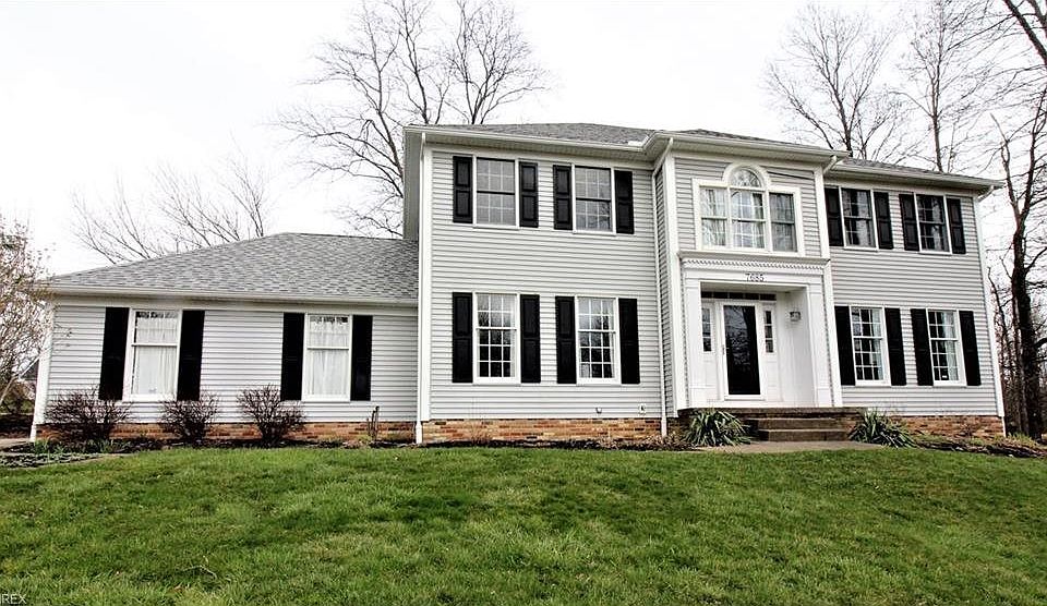 1st image of 7685 Woodspring Ln