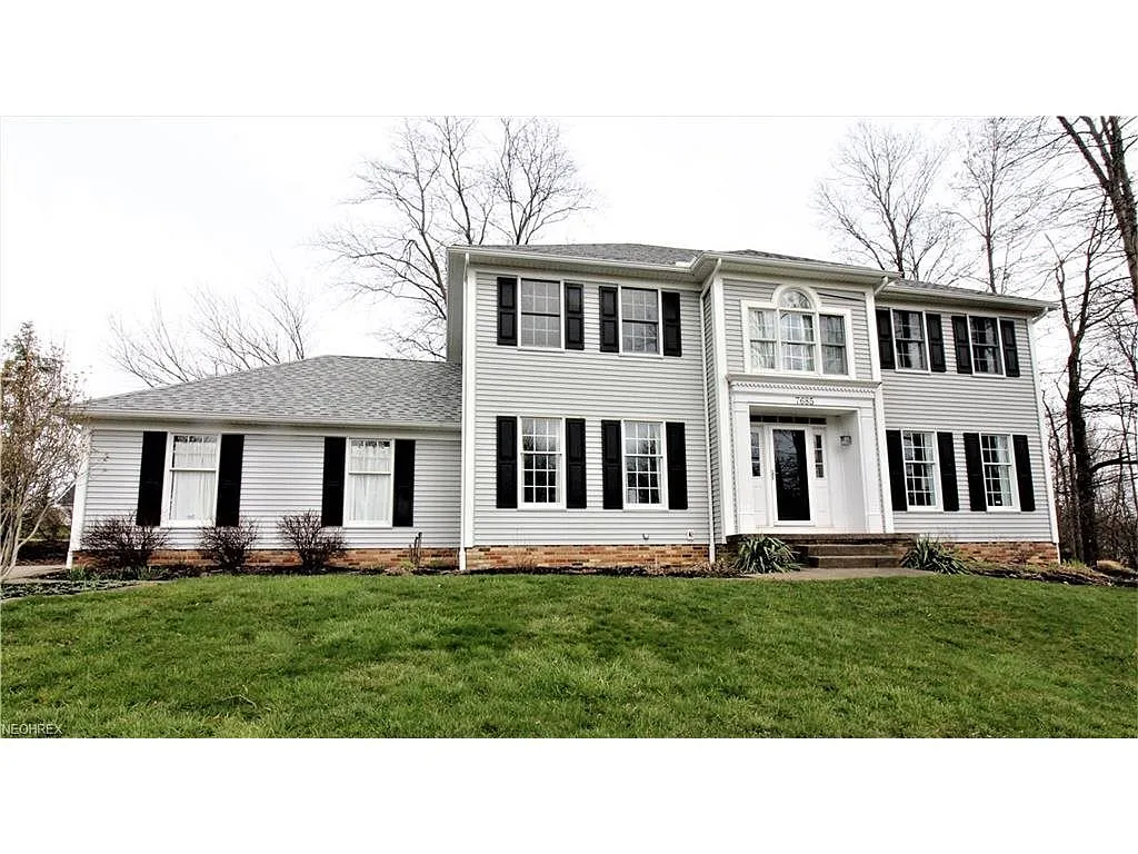 7685 Woodspring Ln photo 1