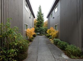 4039 California Ave SW APT 1, Seattle, WA 98116