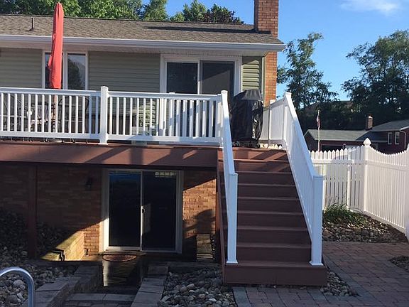 3rd image of 143 10th St NW