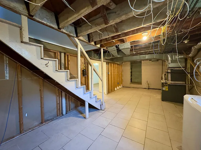 7906 Hillendale Rd — Photo 16