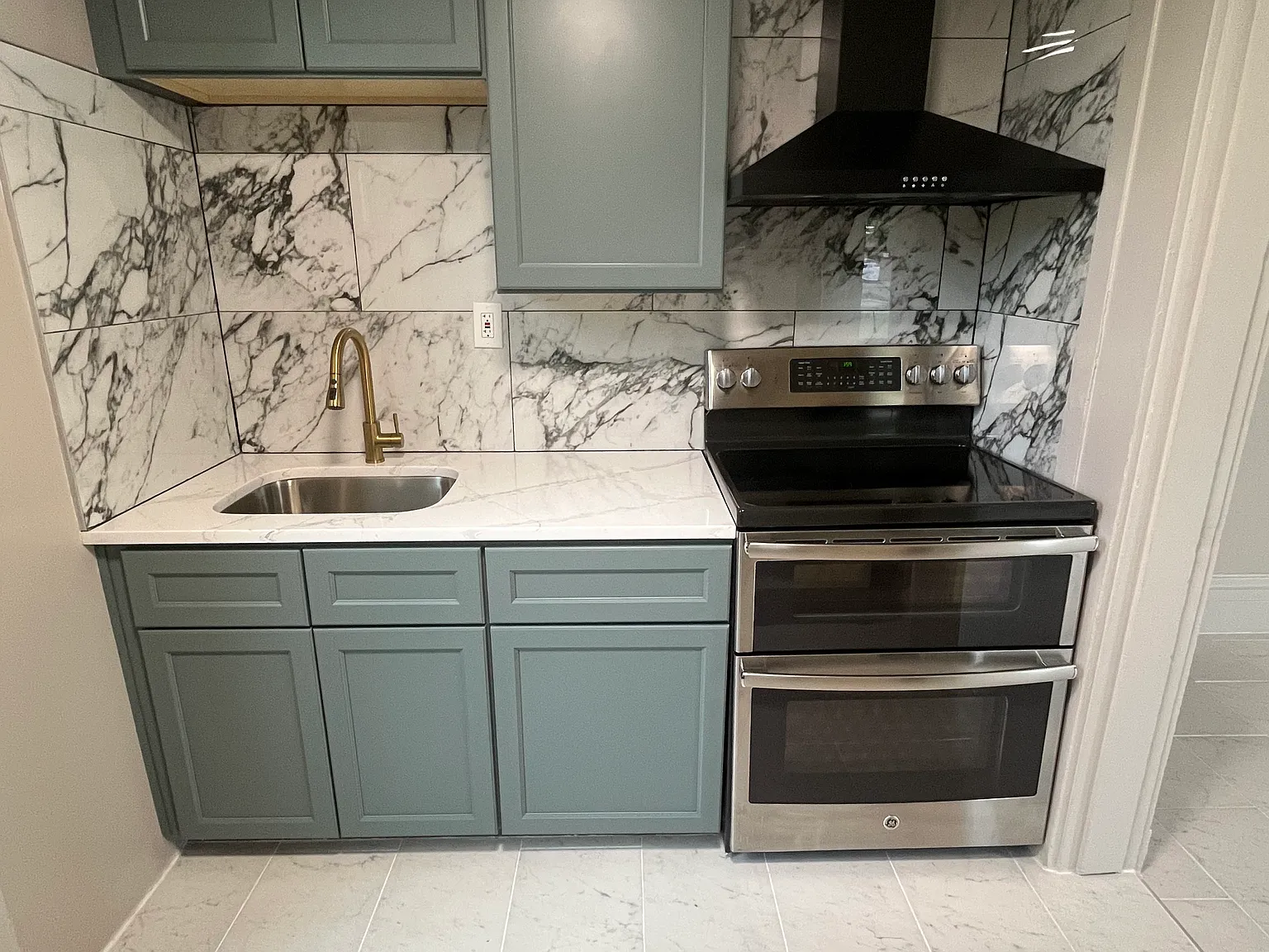 1 bed, 650 sqft, $1,100 — Photo 3