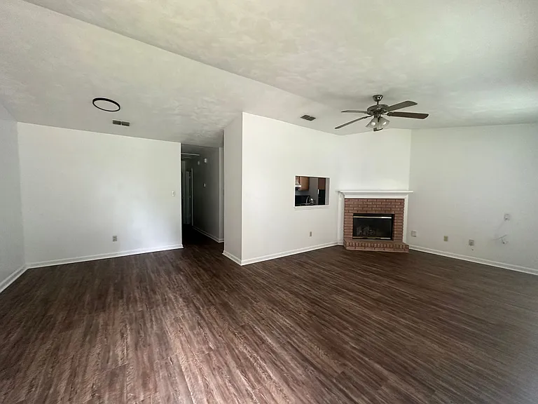 424 Richview Park Cir E — Photo 2