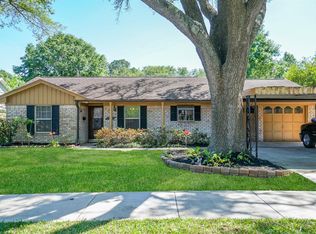 10943 Shadow Wood Dr, Houston, TX 77043
