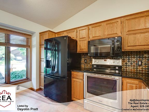 5th image of 14900 Maywood Dr