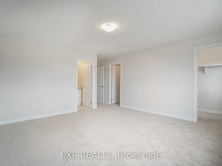 74 Richelieu St — Photo 18