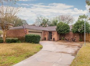 16387 Larkfield Dr, Houston, TX 77059