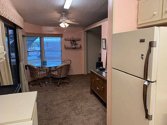 5th image of 308 Windsor Dr