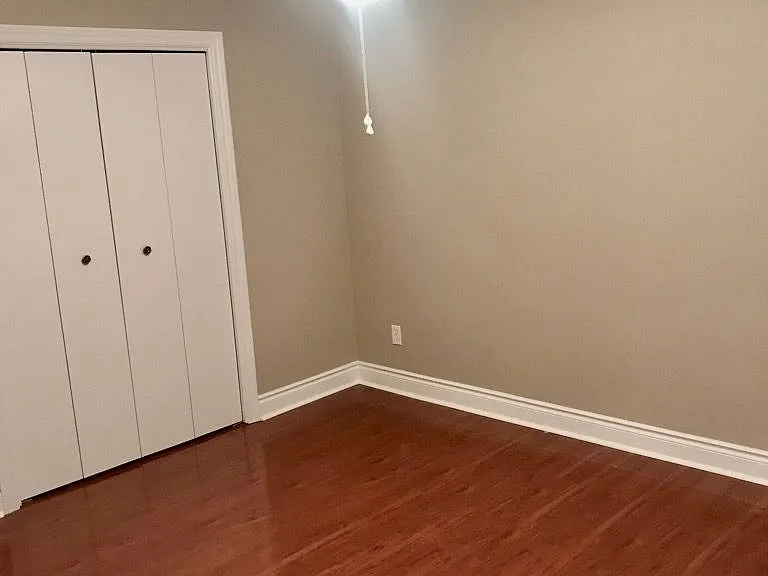 2667 Sherhill Dr #LOWER — Photo 11